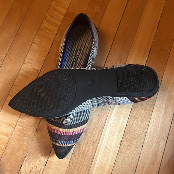 Rothy's Inverse Stripe Point 8 - Picture 5 of 7